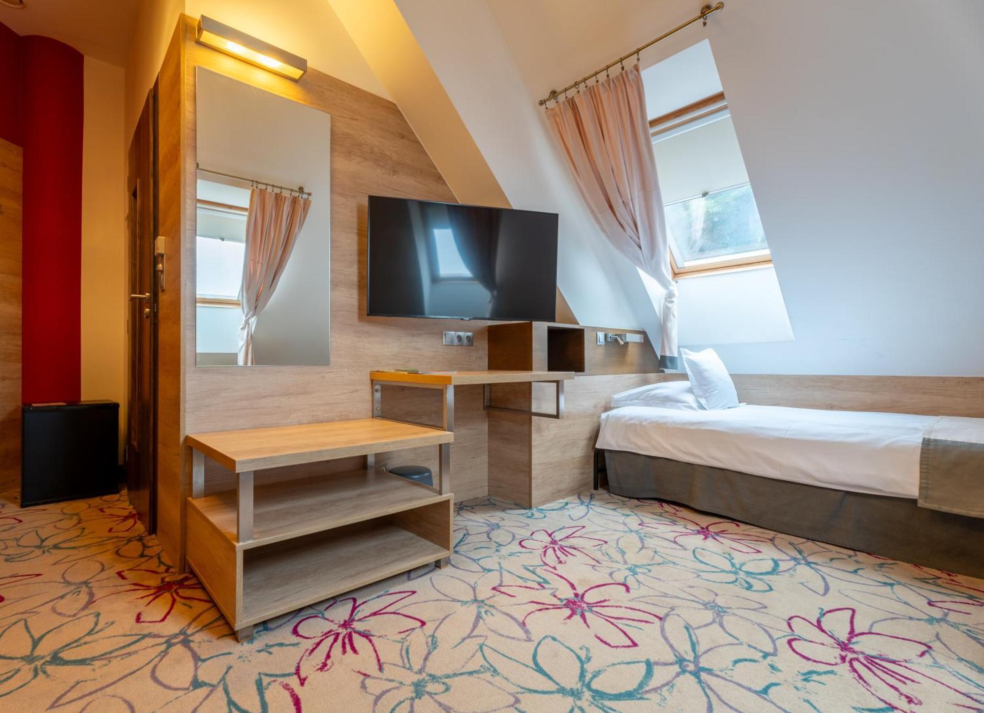 Hotel&spa Czarny Groń Hotel apartamentowy 4*