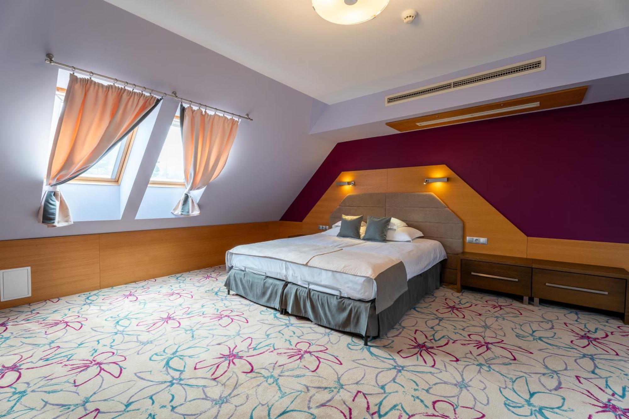 Hotel&spa Czarny Groń Hotel apartamentowy 4*